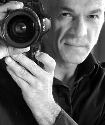 Bernard Fau derrière l'objectif